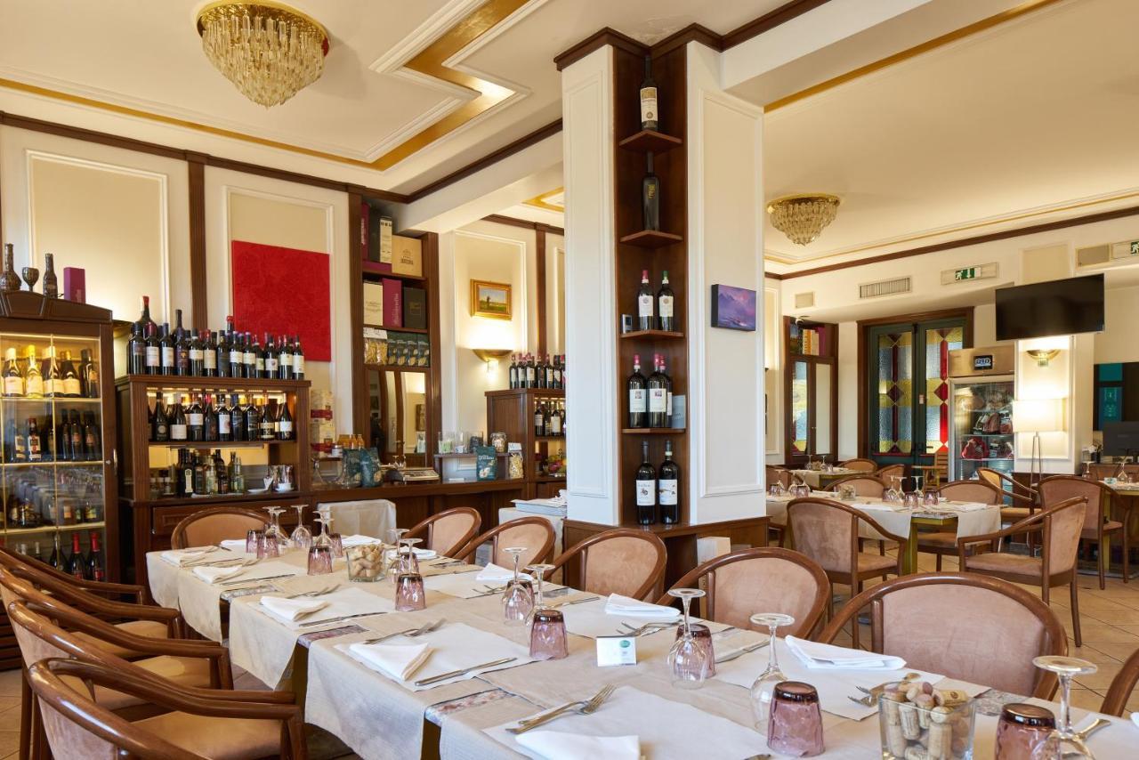 Hotel Civita Avellino Bagian luar foto
