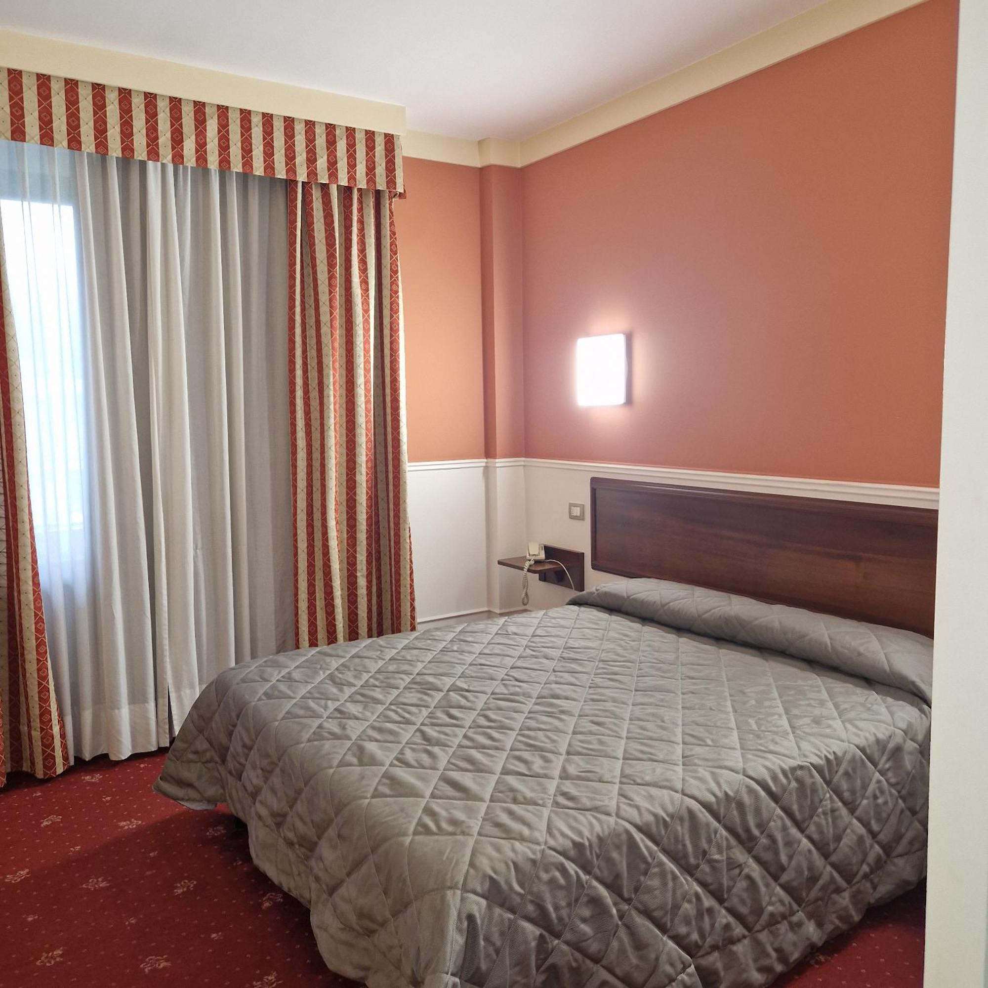 Hotel Civita Avellino Bagian luar foto